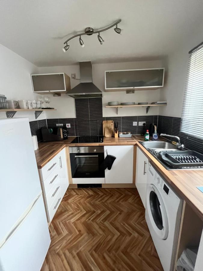The Onyx Suite - 1 Bed Apartment W/ Free Parking Cardiff Exterior photo